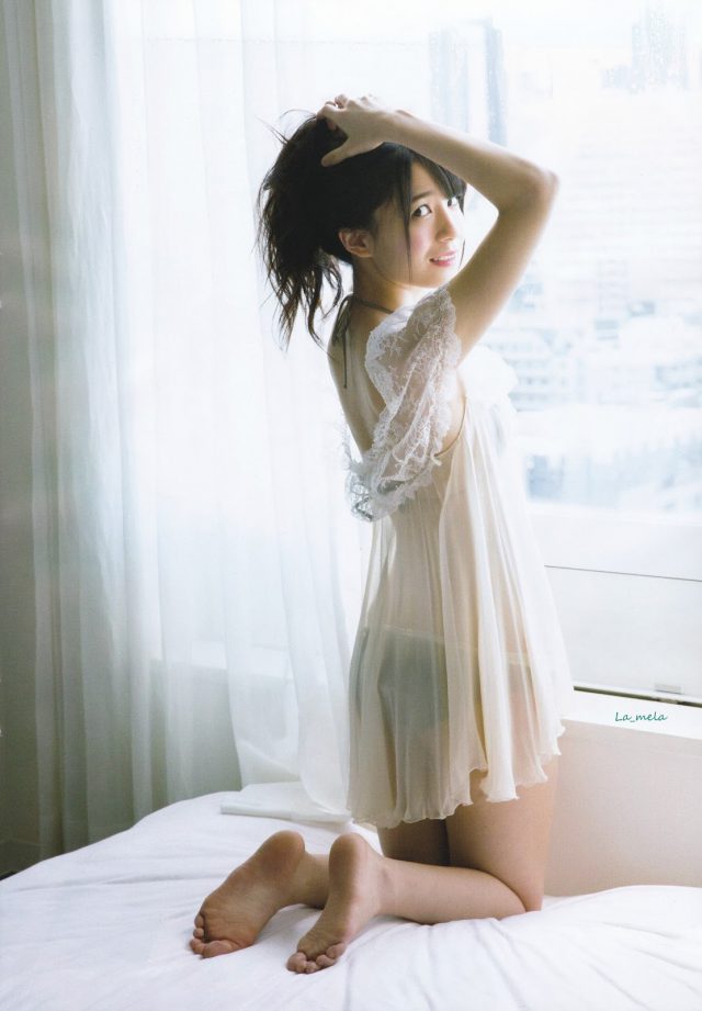 【ゆかるんのハピネスXmasデート】AKB48・佐々木優佳里(21)の週刊誌水着画像