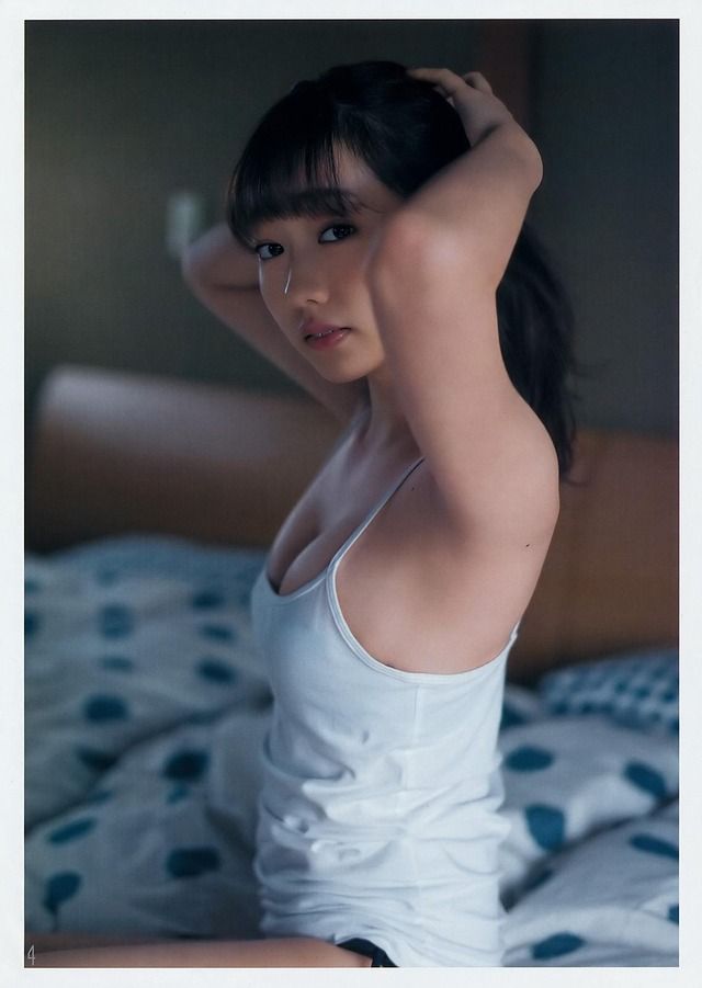 【純潔少女】モデル・岡田恋奈(18)の週刊誌水着画像