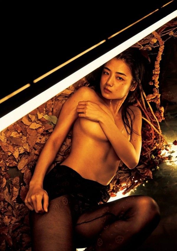 【Re:BIRTII】女優・片山萌美(26)の週刊誌セミヌード画像