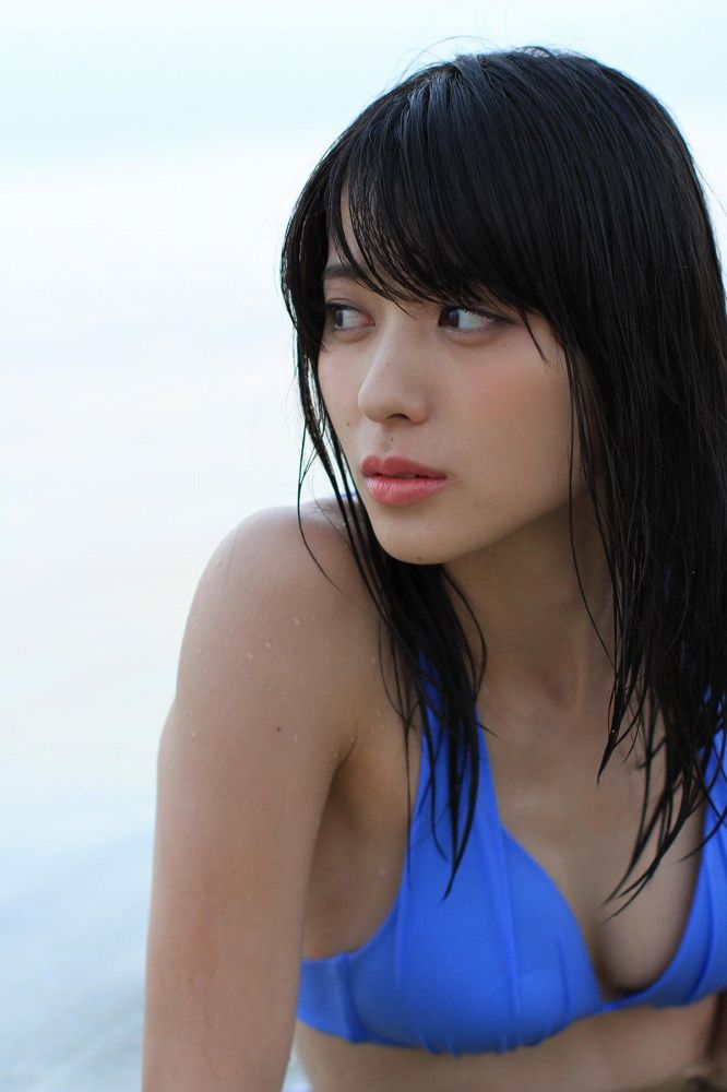 【水着と夕日と海と】℃-ute・矢島舞美(25)の水着画像まとめ