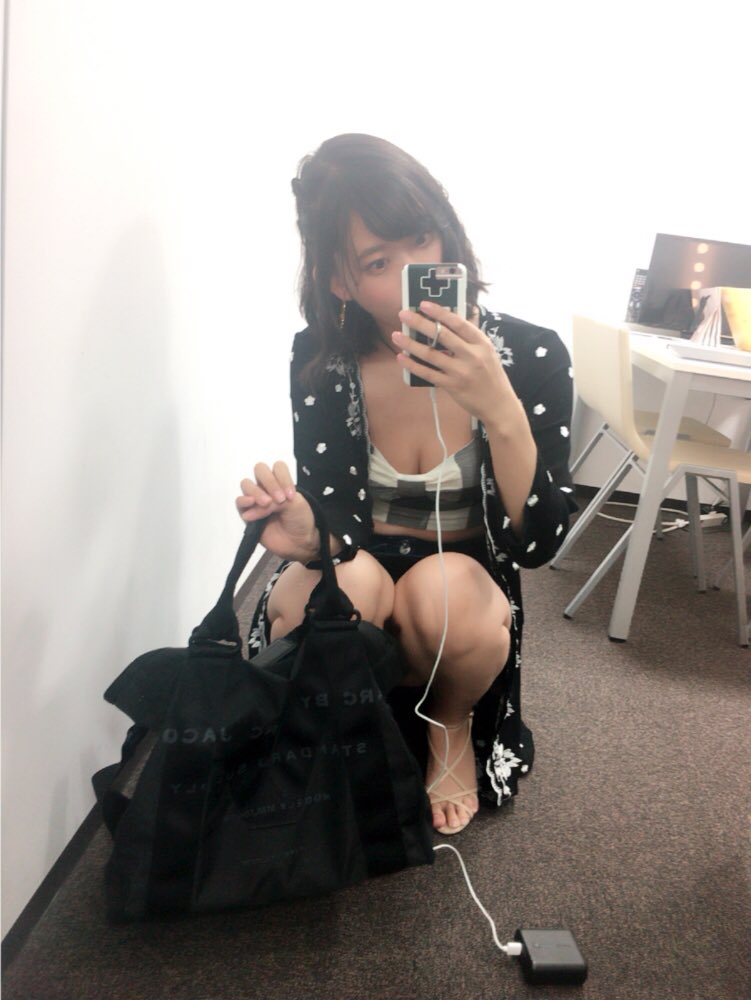 【Dカップ】グラビアアイドル・倉持由香(25)の自撮り&オフショット水着画像 Part４