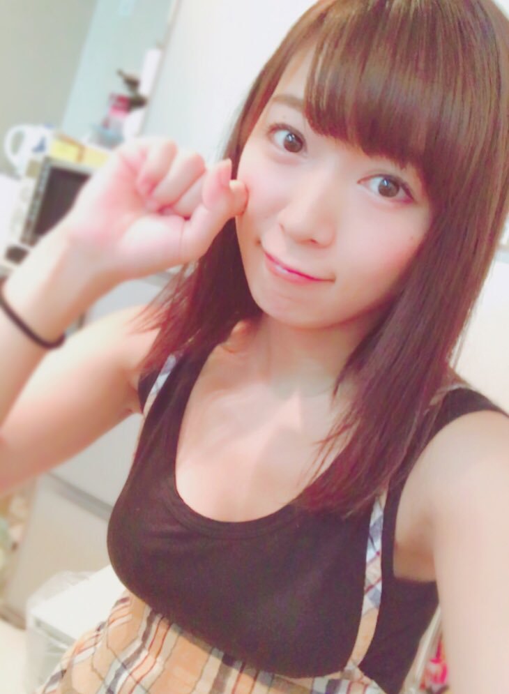 【Dカップ】女優・階戸瑠李(28)の自撮り&オフショット水着画像 Part４