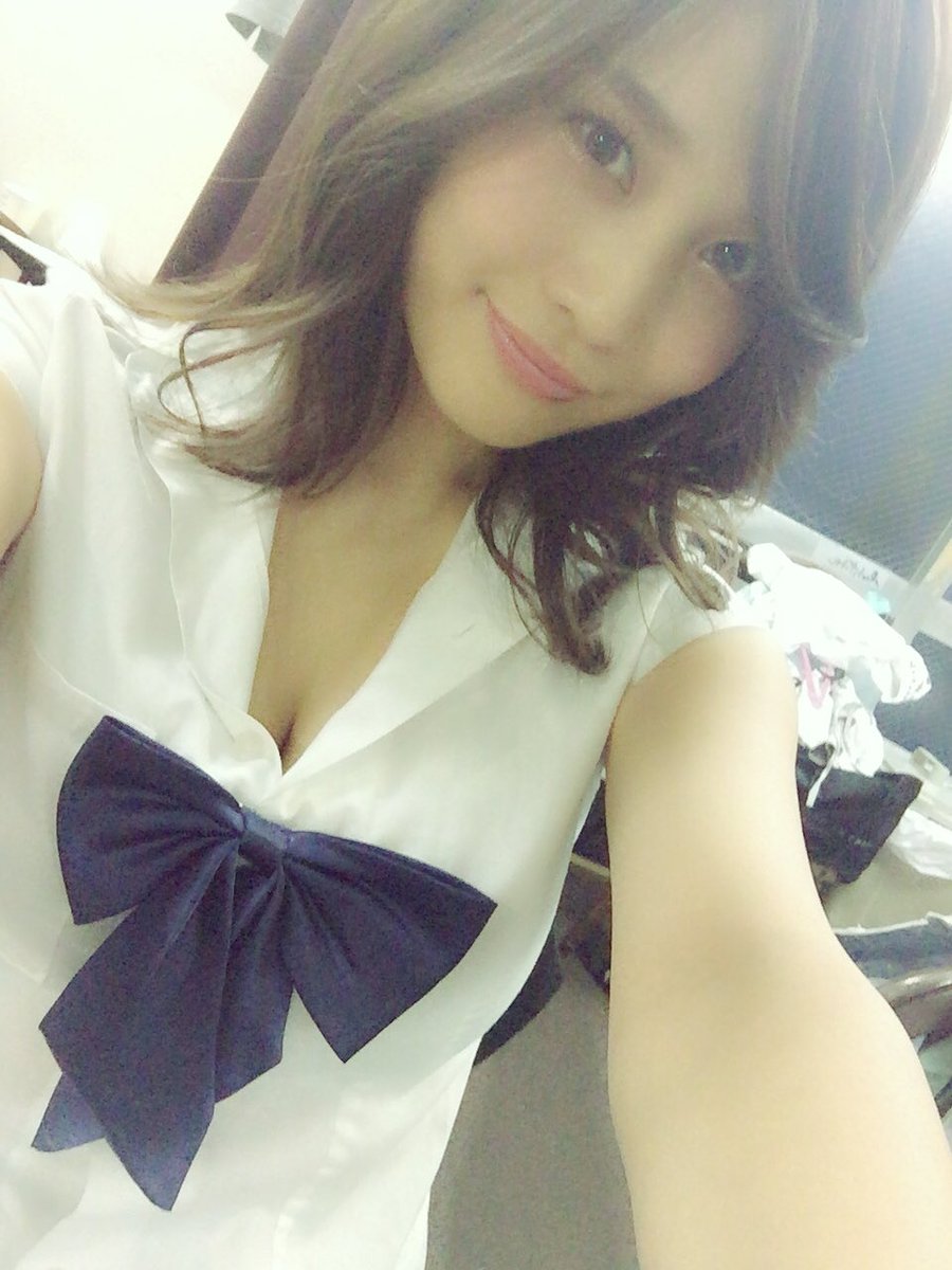 【Hカップ】グラビアアイドル・橘花凛(27)の自撮り&オフショット水着画像 Part３