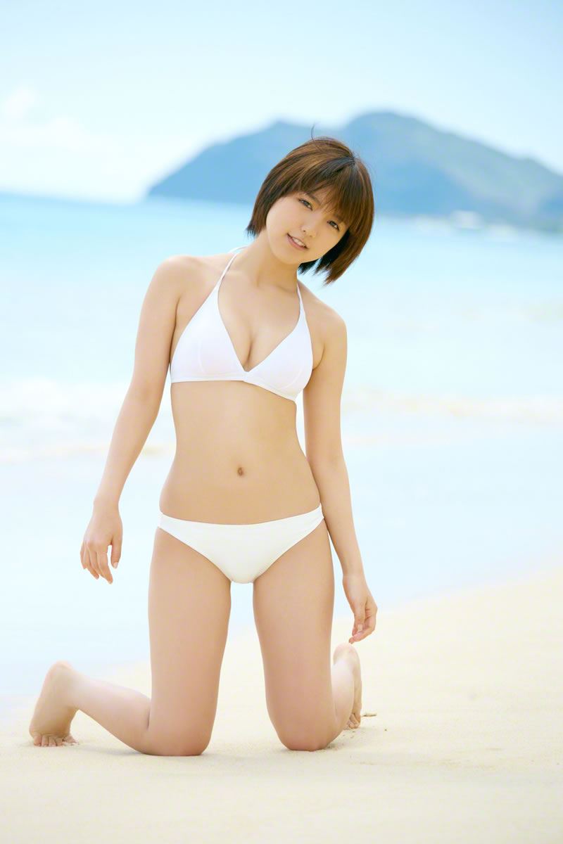 【スタイル抜群！】元ハロー!プロジェクト・真野恵里菜(25)の水着画像まとめ