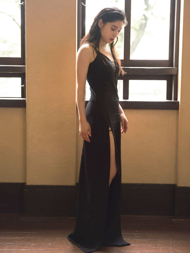 【美しき２２歳】女優・土屋太鳳(22)の週刊誌グラビア画像