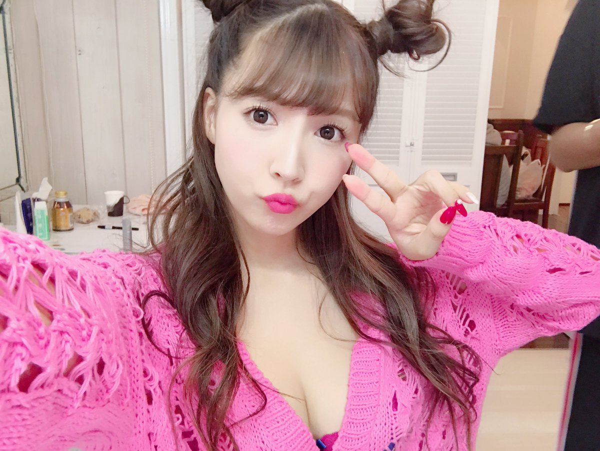 【Fカップ】AV女優・三上悠亜(24)の自撮り&オフショット水着画像 Part１０