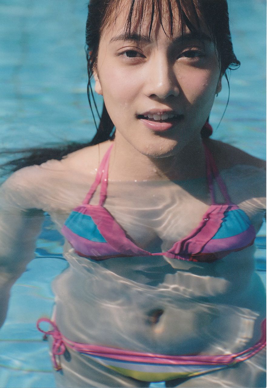 【推定Bカップ】AKB48・入山杏奈(22)の水着画像まとめ