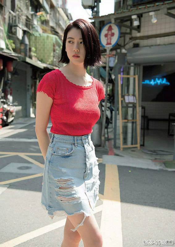 【空をこえて】モデル・三吉彩花(21)の週プレ水着画像