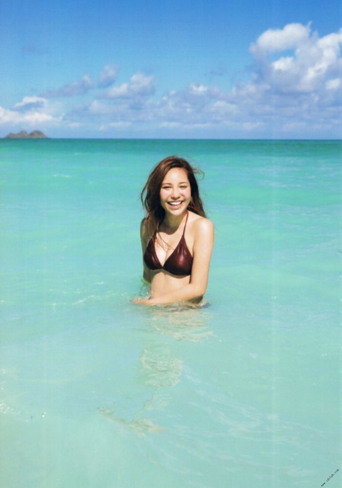 【推定Dカップ】元AKB48・河西智美(26)の水着画像まとめ