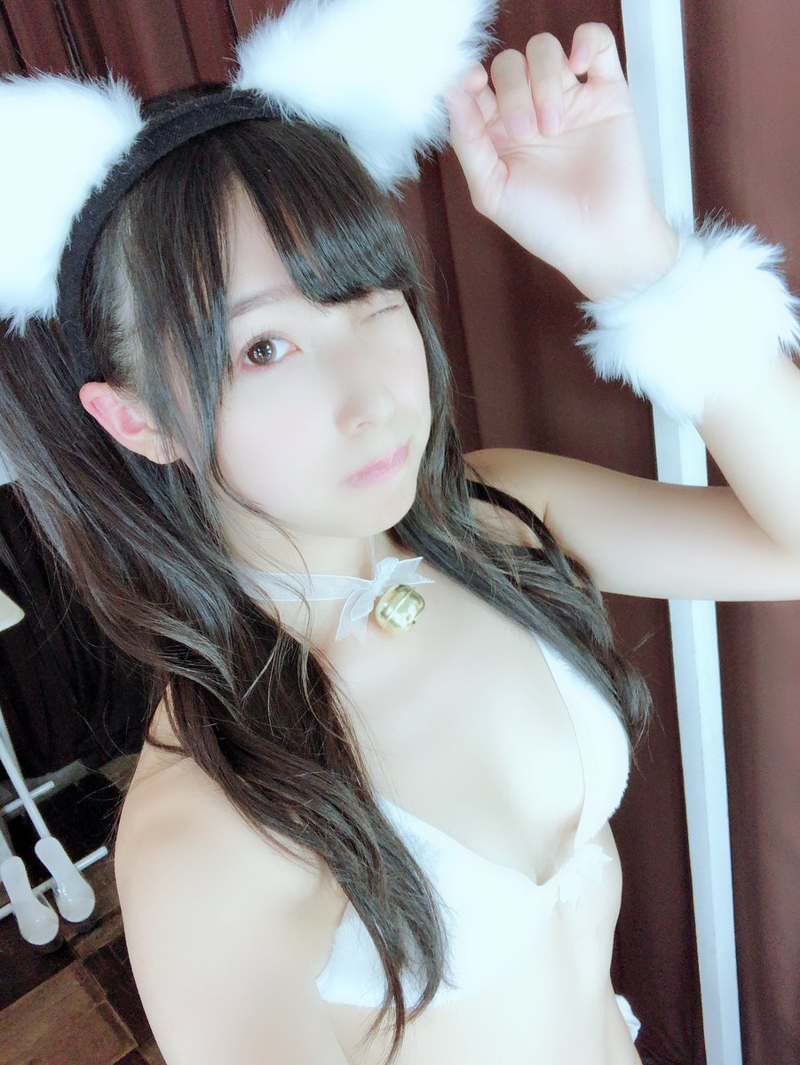 【Cカップ】グラビアアイドル・川崎あや(27)の自撮り＆オフショット水着画像 Part１５