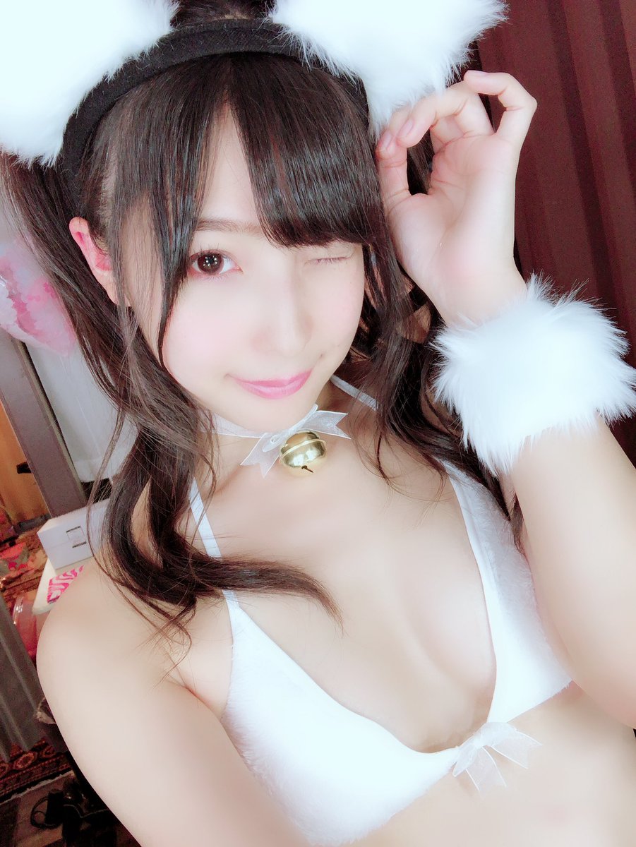 【Cカップ】グラビアアイドル・川崎あや(27)の自撮り＆オフショット水着画像 Part１５