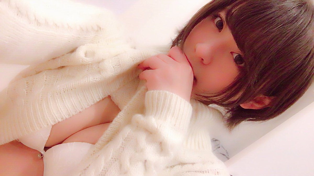 【Dカップ】グラビアアイドル・小日向結衣(24)の自撮り&オフショット水着画像 Part５