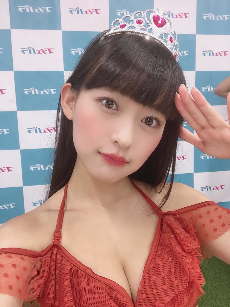 【Dカップ】タレント・高崎かなみ(21)の自撮り水着画像 Part１