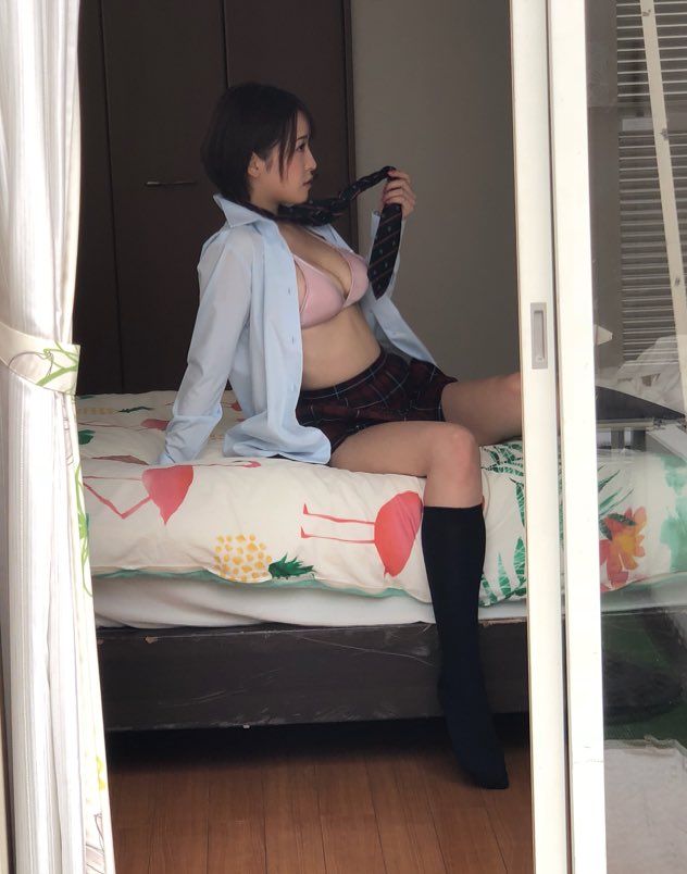 【Gカップ】グラビアアイドル・忍野さら(23)の自撮り&オフショット水着画像 Part６
