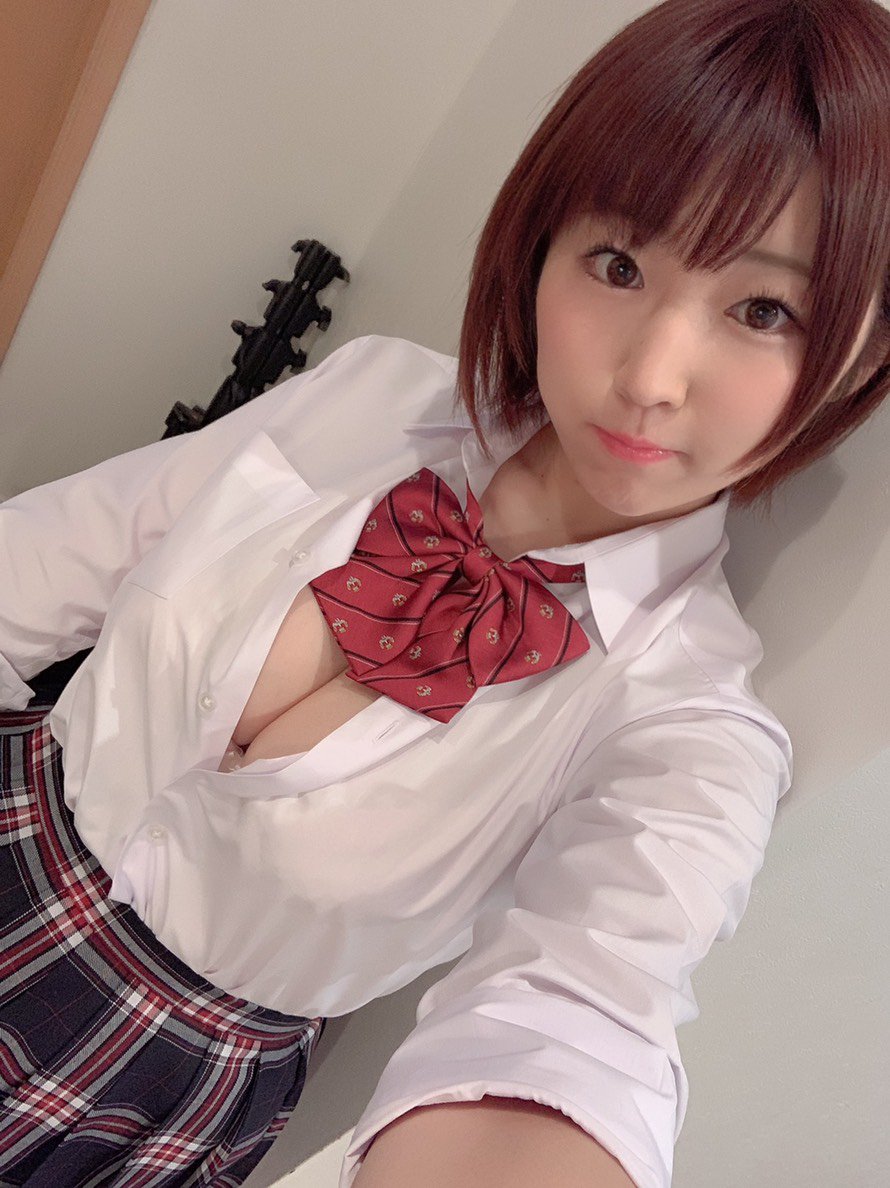 【Iカップ】AV女優・松本菜奈実(24)の自撮り水着&ヌード画像 Part１５
