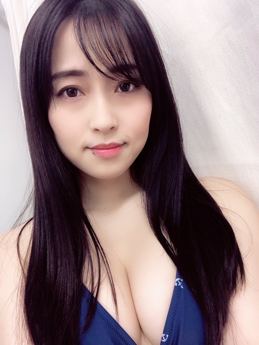 【推定Dカップ】グラビアアイドル・薄井しお里(28)の自撮り水着画像 Part２