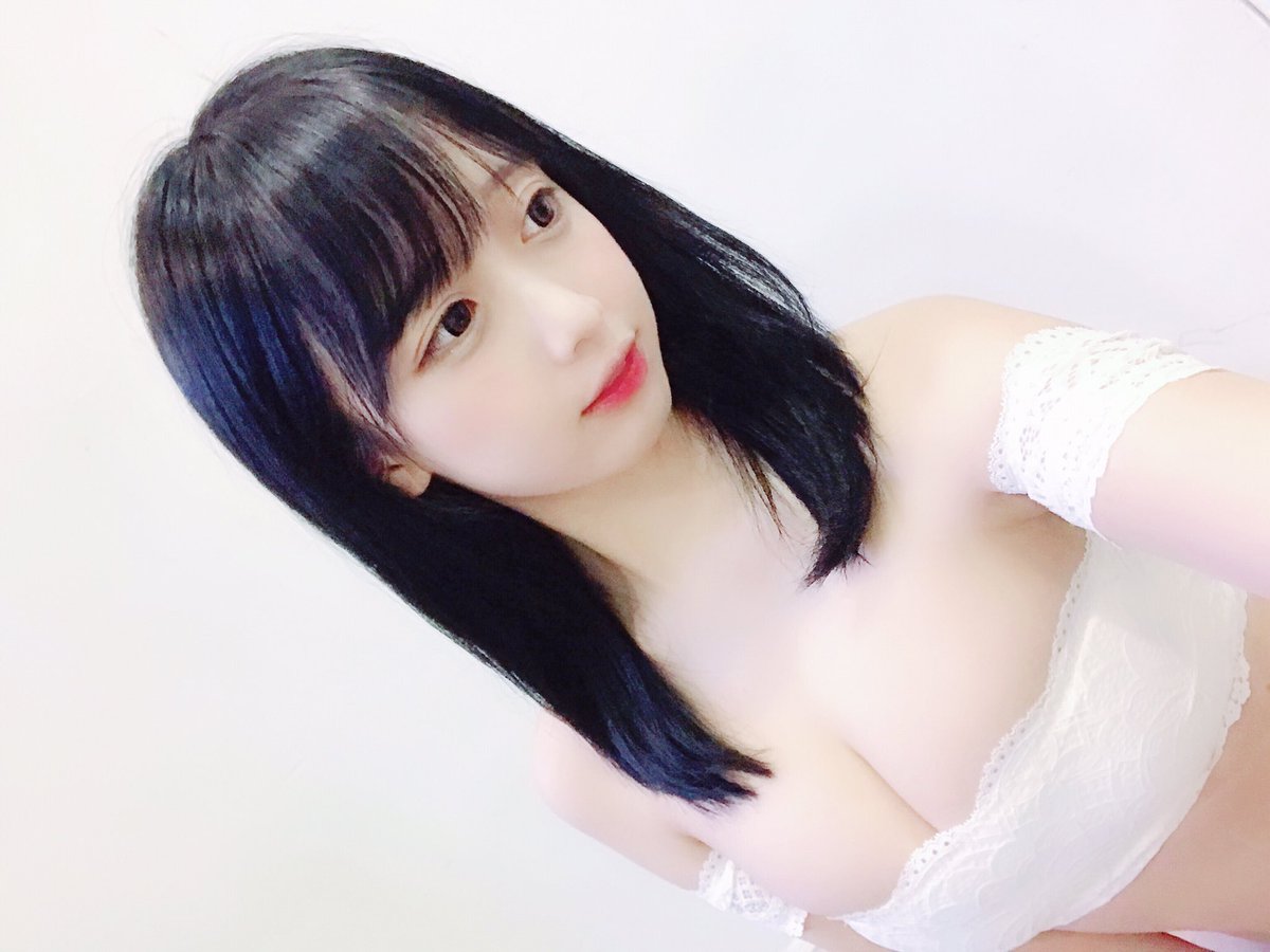 【巨乳】コスプレイヤー・Yami(20)の自撮り&オフショットコスプレ水着画像 Part５