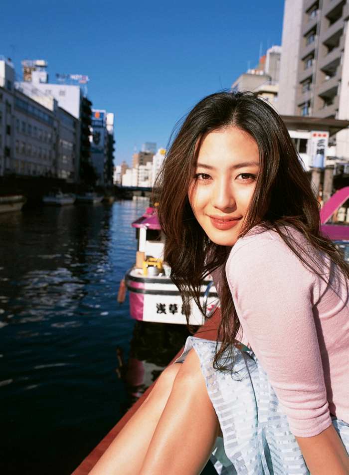 【一緒に旅行したい】女優・矢吹春奈(34)の水着画像まとめ